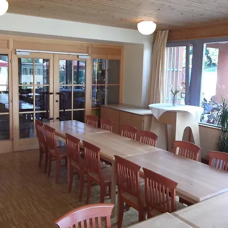 אכסניה Jugend- Und Familiengaestehaus Cap Woerth