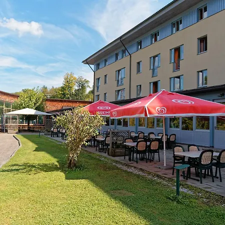 Jugend- Und Familiengaestehaus Cap Woerth 旅馆 *