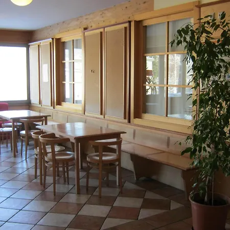 旅馆 Jugend- Und Familiengaestehaus Cap Woerth
