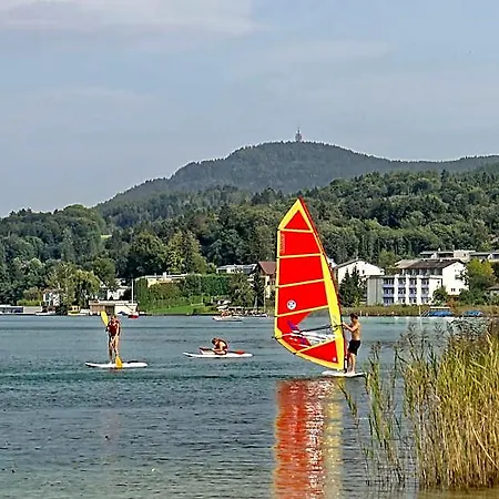 Vandrarhem Jugend- Und Familiengaestehaus Cap Woerth *