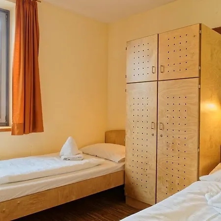 אכסניה Jugend- Und Familiengaestehaus Cap Woerth *