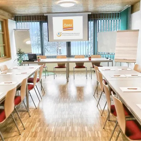 Jugend- Und Familiengaestehaus Cap Woerth וולדן אם וורתרסי