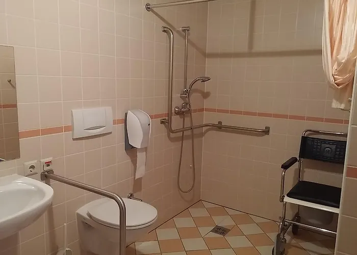 Jugend- Und Familiengaestehaus Cap Woerth * Velden am Wörthersee