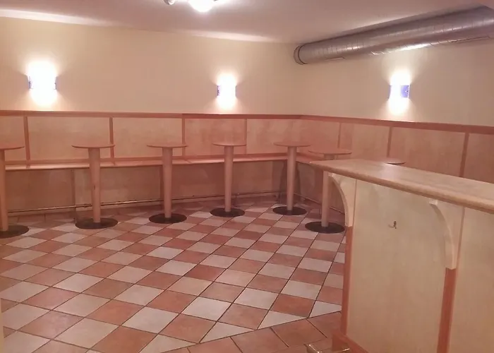 Jugend- Und Familiengaestehaus Cap Woerth *