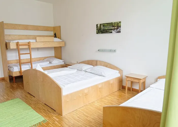 Jugend- Und Familiengaestehaus Cap Woerth * Velden am Wörthersee