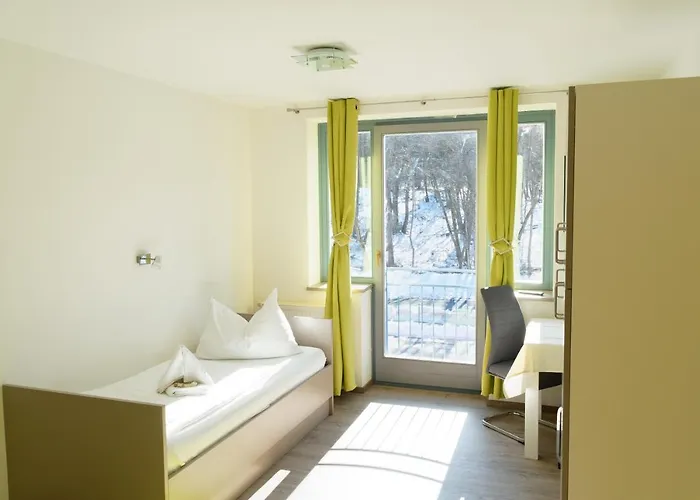 Jugend- Und Familiengaestehaus Cap Woerth Albergue